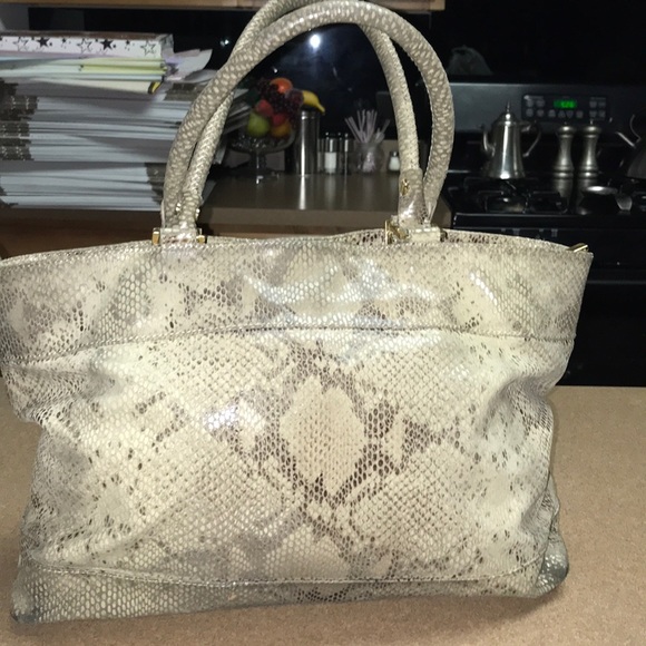 Tory Burch tote - Picture 3 of 8